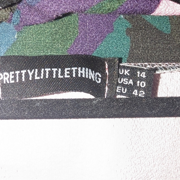 PRETTY LITTLE THING peplum floral top - Picture 4 of 4